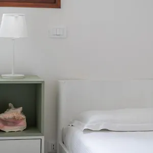 https://bright-apartment-on-venetian-roofs-rr.hotelinveneto.com